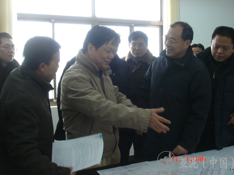 2008年1月14日，武漢市市長阮成發視察湖北亞東