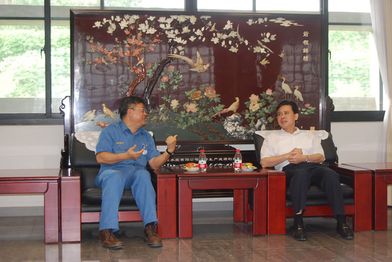 2012年6月8日，江西省地稅局局長王一平視察江西亞東